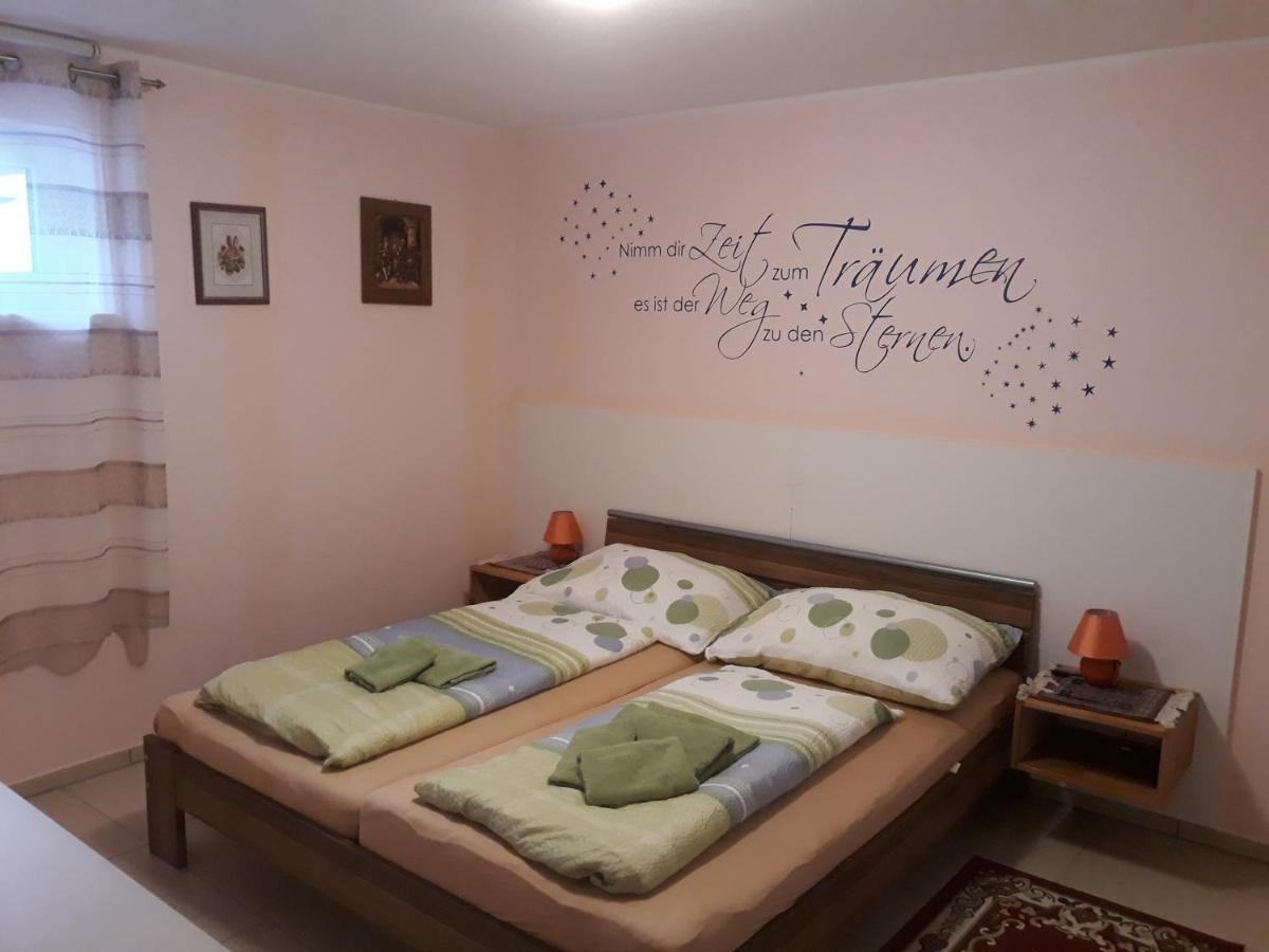 Landhaus Jasmin - Apartment Untergeschoss バート・ミッテルンドルフ エクステリア 写真