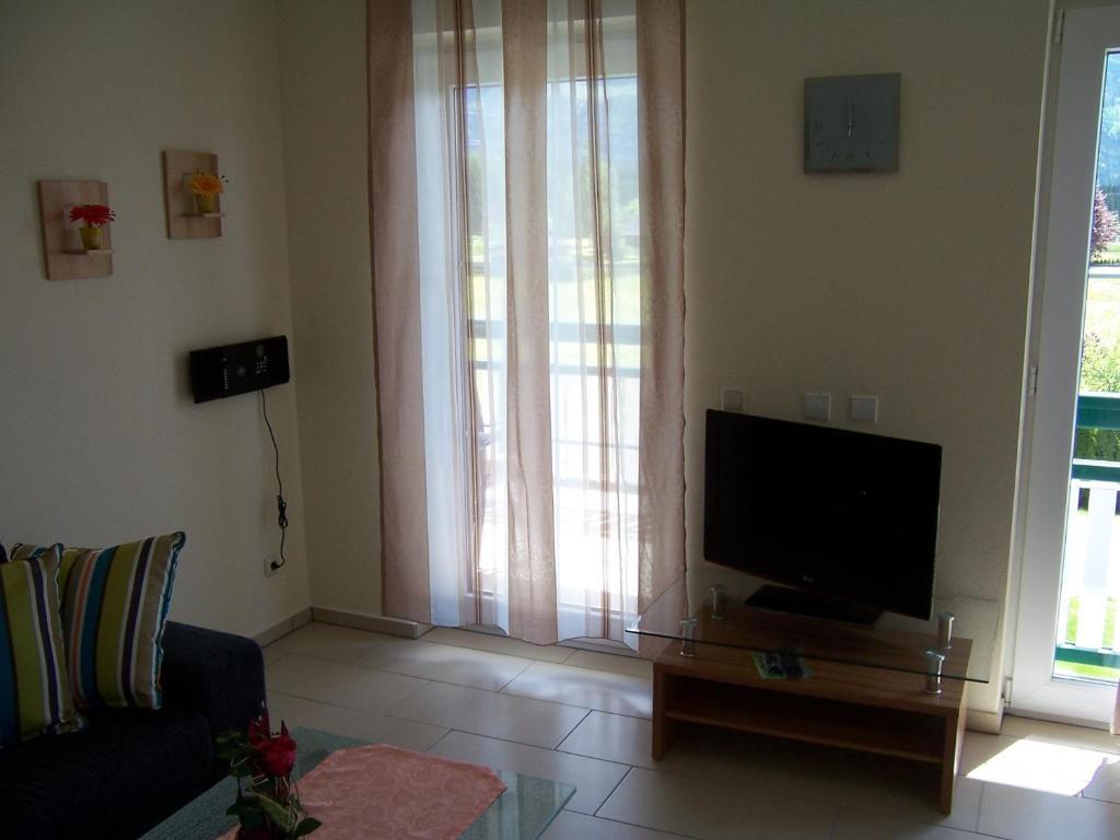 Landhaus Jasmin - Apartment Untergeschoss バート・ミッテルンドルフ エクステリア 写真